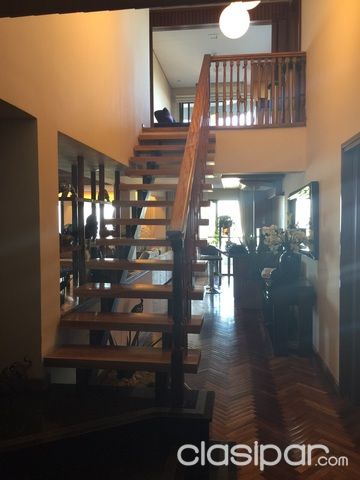 EXCLUSIVO Y LUJOSO PENT HOUSE EN EDIFICIO ARAMI - SAN VICENTE — foto 2