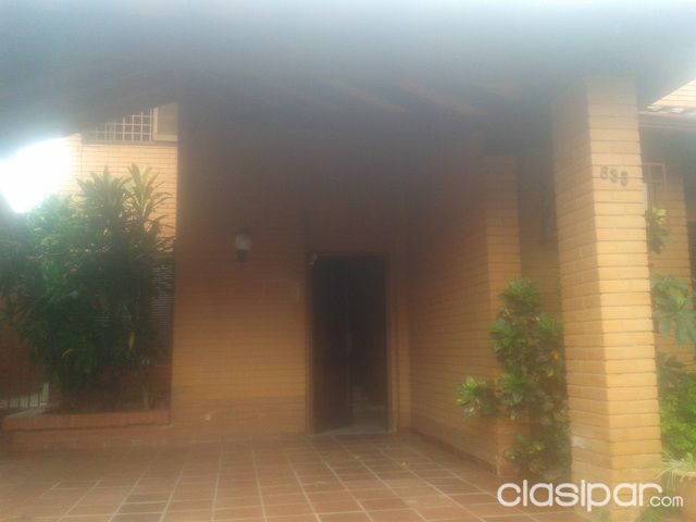 Casa amplia de 3 dorm Zona Bautista (San Martin) — foto 2
