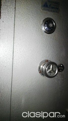 Vendo 2 Caja Fuertes Blindadas, color gris y verde: ESCUCHO OFERTAS — foto 2
