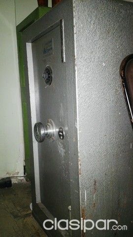 Vendo 2 Caja Fuertes Blindadas, color gris y verde: ESCUCHO OFERTAS — foto 3