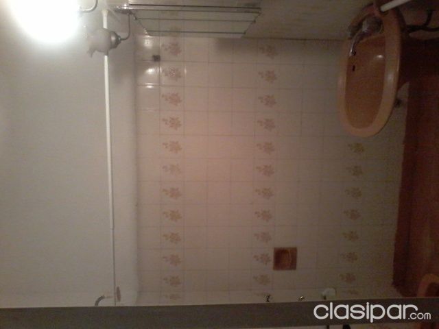 -- ALQUILO HABITACIÓN EN SUITE EN VILLA MORRA -- — foto 2