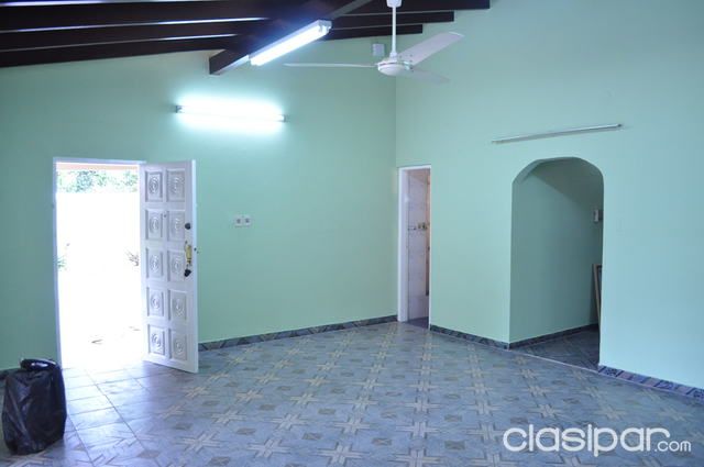 CASA FERNANDO DE LA MORA ZONA SUR - con un salón comercial amplio — foto 3