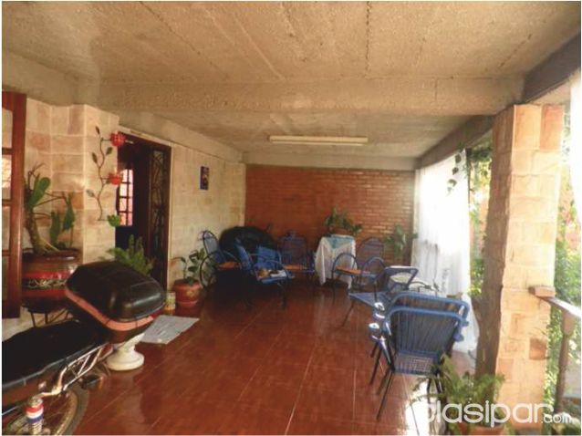 Casa de dos plantas en San lorenzo — foto 3