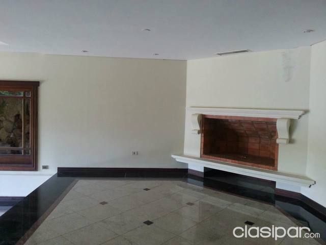 VENDO O ALQUILO RESIDENCIA A CUADRAS DEL CURDA - MOLAS LOPEZ — foto 3
