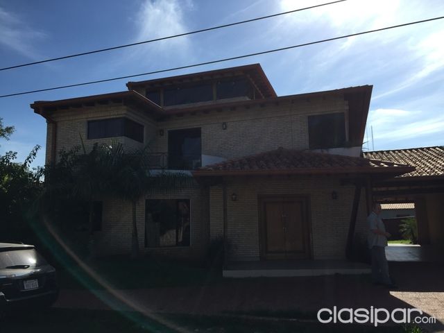 CASA A PASOS DE LA RUTA GRAL. AQUINO EN LIMPIO — foto 2