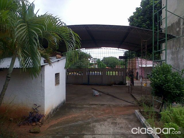 Casa con amplio terreno — foto 2