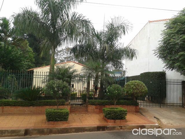 Casa sobre asfalto importante San Lorenzo — foto 3