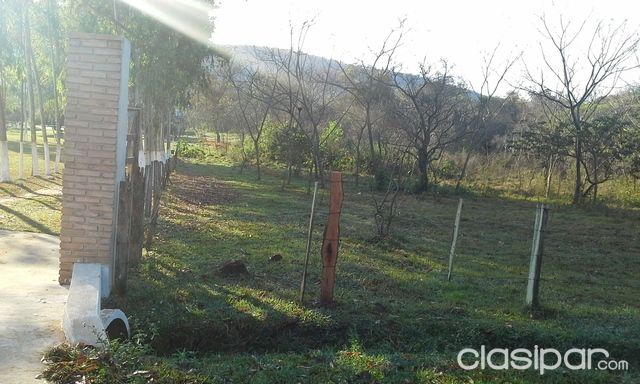 A 7 KM DE CAACUPE, 2 HECTAREAS CON ARROYO — foto 3