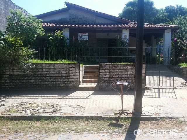 VENDO CASA EN SAJONIA A 100MTS, DE LA AV.C.A.LOPEZ — foto 3