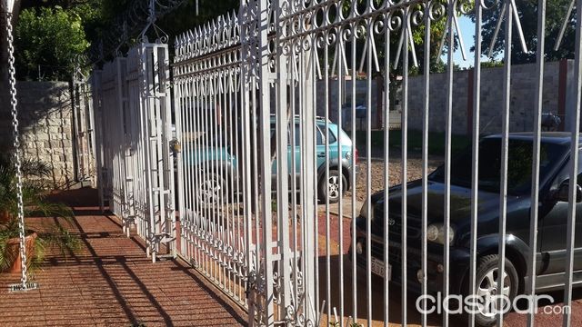Vendo casa en Fernando Zonza Sur Mariano molas 725 sobre la calle Mariano Molas c iturbe a 5 cuadras de acceso sur — foto 2