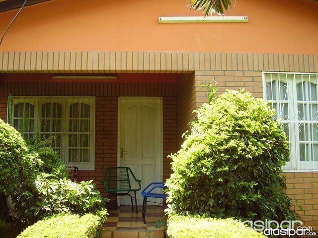 Alquilo hermosa casa en Caacupé (visita del Papa Francisco) — foto 3