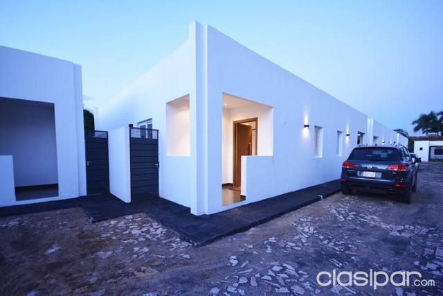 3,75 MILLONES DE CUOTA, CASA CON PISCINA EN BARRIO CERRADO — foto 2