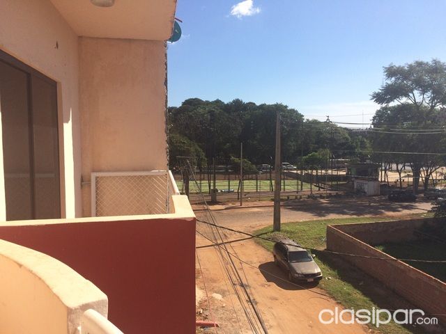 Alquilo departamento semi amoblada en Ciudad del Este barrio Catedral — foto 2
