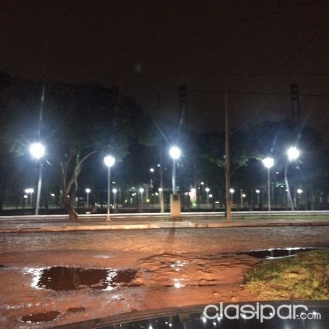 Alquilo departamento semi amoblada en Ciudad del Este barrio Catedral — foto 3