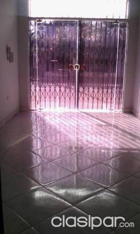 Alquilo salon comercial — foto 3