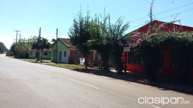 VENTA DE INMUEBLE CON SALON COMERCIAL Y VIVIENDA — foto 2