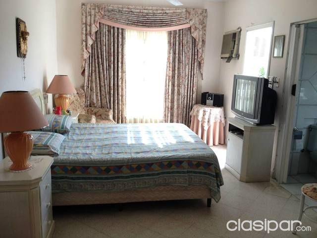 VENDO CASA SOBRE ALAS PARAGUAYAS. BARRIO MCAL. ESTIGARRIBIA — foto 2