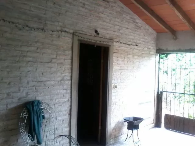 VENDO 2 CASAS EN LIMPIO BARRIO ISLA ARANDA — foto 2