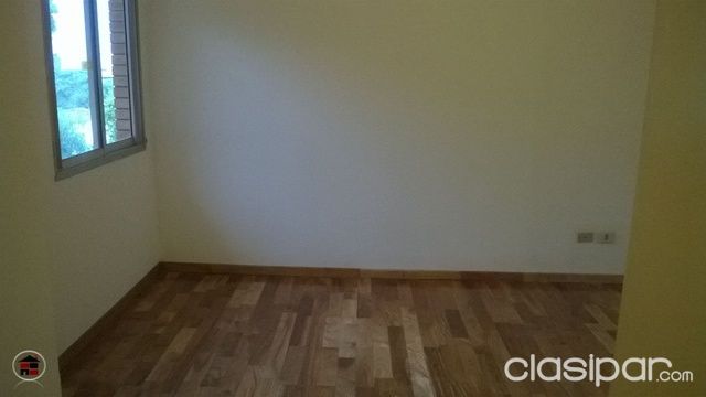 Amplio departamento en planta baja en barrio Las Mercedes — foto 2