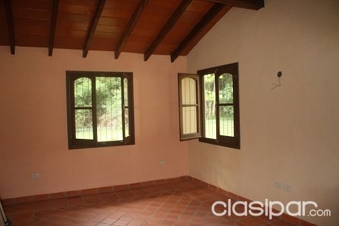 Hermosa Casa Quinta con 2,5 hectáreas de tierra, en Departamento de Cordillera — foto 3
