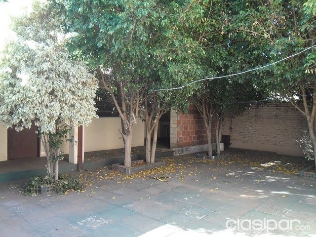 PROPIEDAD SOBRE RCA. ARGENTINA A 5 CUADRAS DE EUSEBIO AYALA Y 5 DE LA TERMINAL DE ASUNCION — foto 2