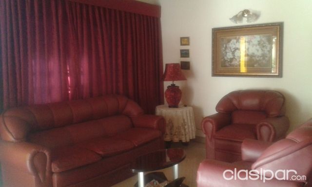 HERMOSA RESIDENCIA EN BARRIO VILLA AURELIA A TRES CUADRAS DE LA AVDA. MCAL. LOPEZ — foto 2