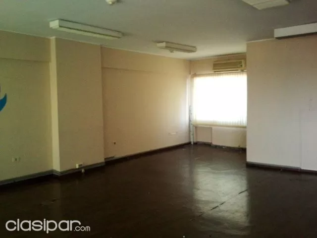 AMPLIA OFICINA CON VISTA A LA BAHIA CON COCHERA EN EL CENTRO DE ASUNCION — foto 2