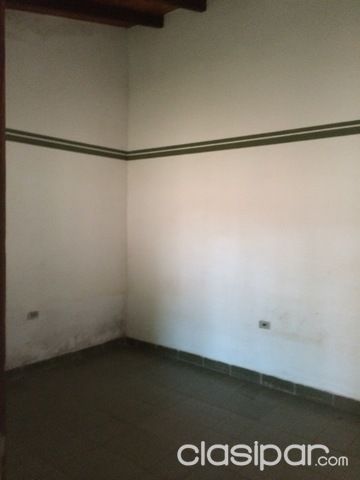 ALQUILO CASA ZONA UNA - CLINICAS SAN LORENZO — foto 2