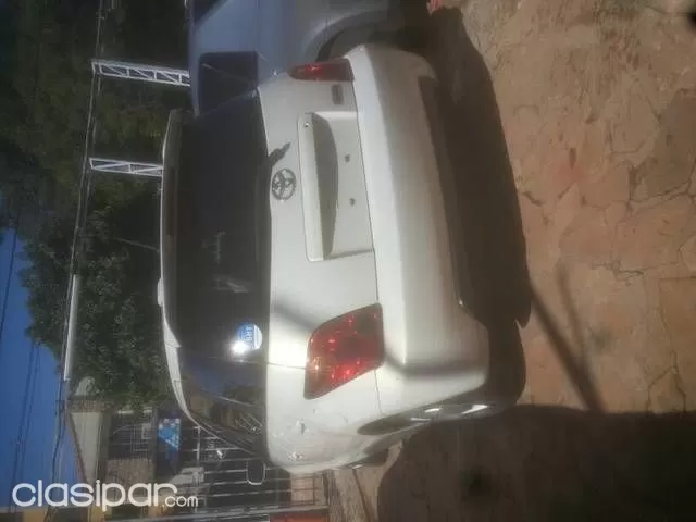 Toyota Ist 2003 - foto 2