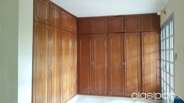 OFERTO LUJOSA CASA EN FERNANDO DE LA MORA ZONA SUR — foto 2
