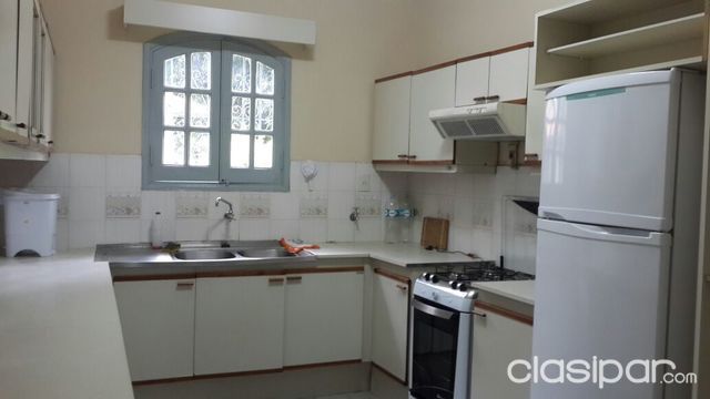OFERTO LUJOSA CASA EN FERNANDO DE LA MORA ZONA SUR — foto 3