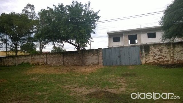 Alquilo tinglado cerrado con amplio terreno — foto 3