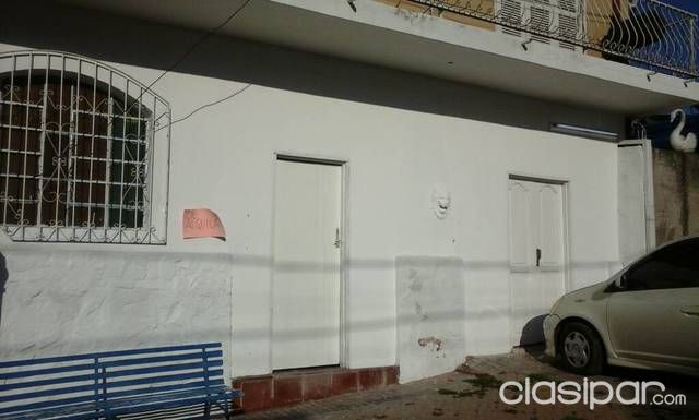 Alquilo departamento con dos habitaciones, sala comedor,baño,salida al balcón,entrada independiente — foto 2