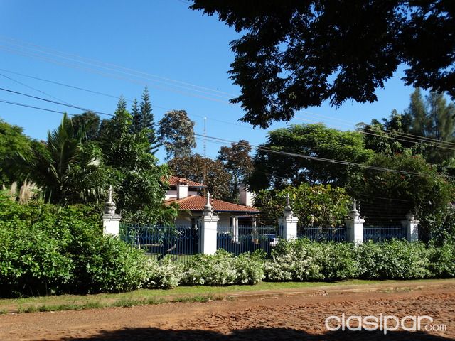 Vendo Hermosa Residencia en Ciudad del Este — foto 2