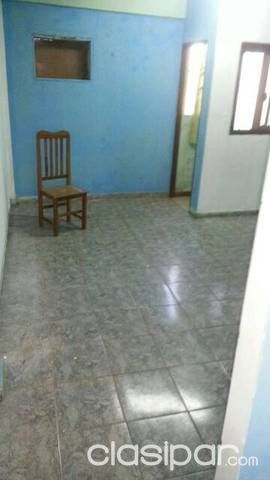 Alquilo piezas 8x4 con baño privado — foto 3