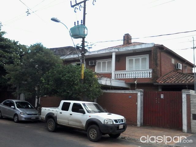 Hermosa casa Casa en Herminio Gimenez y Bullo — foto 3