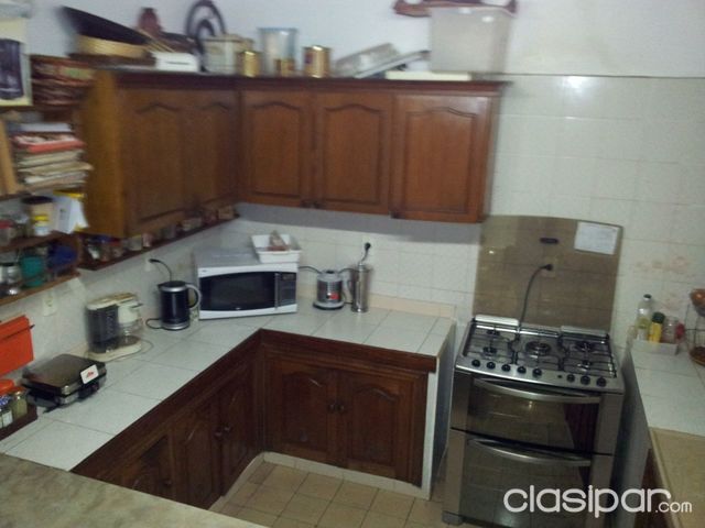 VENDO CASA EN PLANTA BAJA CON PISCINA EN BARRIO VILLA MORRA — foto 3