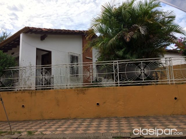Vendo Casa de dos pisos sobre calle asfaltada - Lambare Valle Apua — foto 3