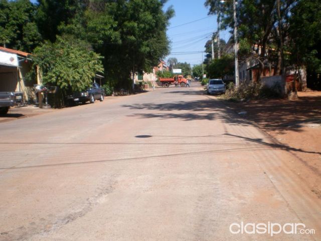 VENDO TERRENO EN EL CENTRO DE LUQUE — foto 2
