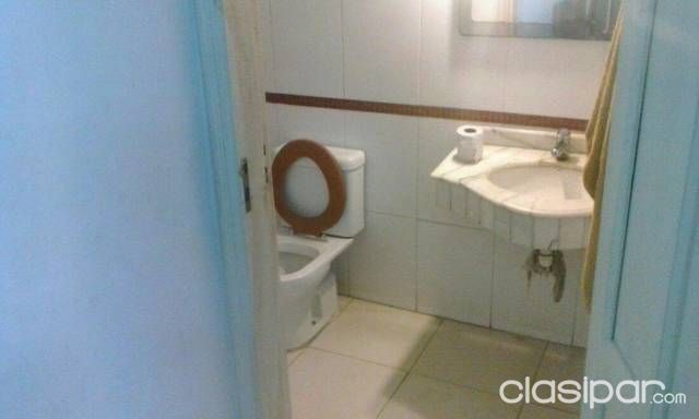 Vendo Local Sobre Avenida Vompoleski Climatizado en esquina — foto 2