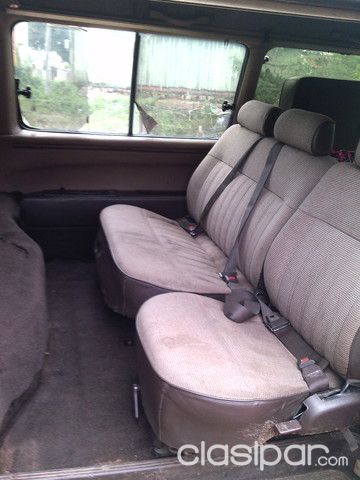 Cambio mi Toyota furgon x Terreno, -valor estimado Gs15 mllns tel.0985-345790 — foto 3
