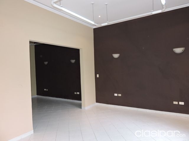 DUEÑO ALQUILA PARA OFICINA O CASA — foto 2