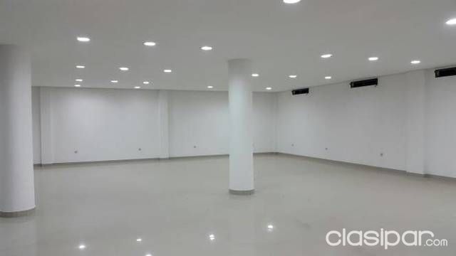 Alquilo salon comercial 188mtrs2 — foto 3