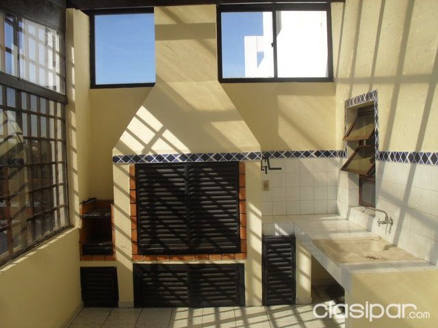 VENDO HERMOSO PENTHOUSE EN EL CENTRO DE ASUNCION EXCELENTE UBICACION — foto 2