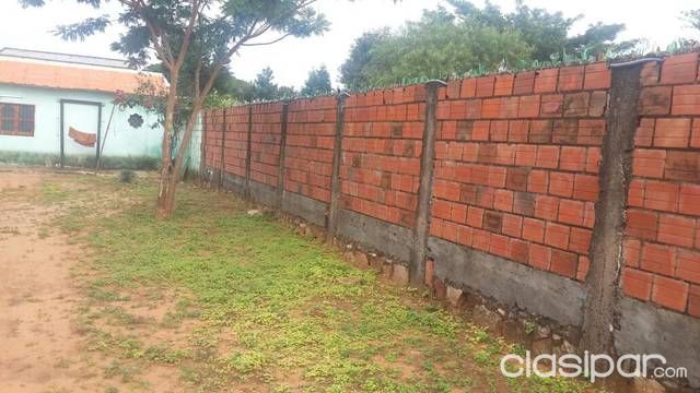 Vendo Casa En Mariano Roque Alonso A 2 Cuadras De La Ruta Detras Del Colegio San Miguel Zona Alta Y Segura — foto 2