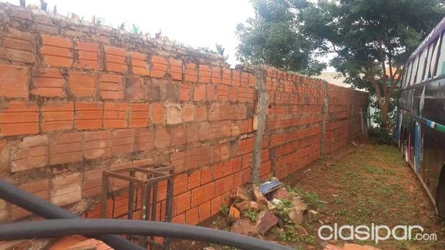 Vendo Casa En Mariano Roque Alonso A 2 Cuadras De La Ruta Detras Del Colegio San Miguel Zona Alta Y Segura — foto 3