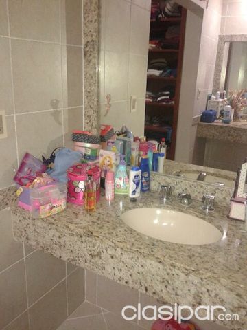 VENDO RESIDENCIA BO HERRERA, construccion de 5 años — foto 2