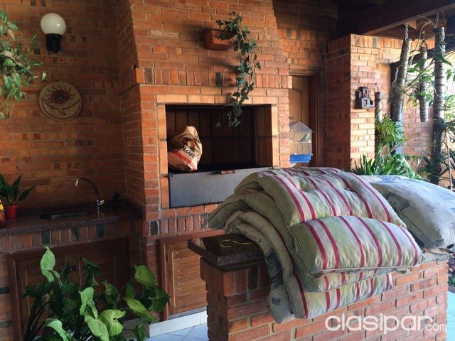 VENDO RESIDENCIA BO HERRERA, construccion de 5 años — foto 3