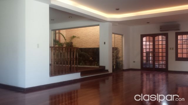 V. MORRA CERC. DEL SHOPPING RESIDENCIA AMPLIA Y ELEGANTE — foto 3