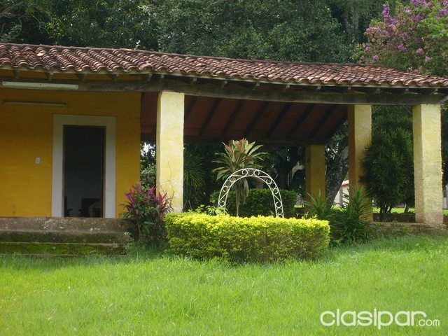 VENDO CASA DE VERANO EN EL CENTRO DE PIRIBEBUY CON PISCINA — foto 2